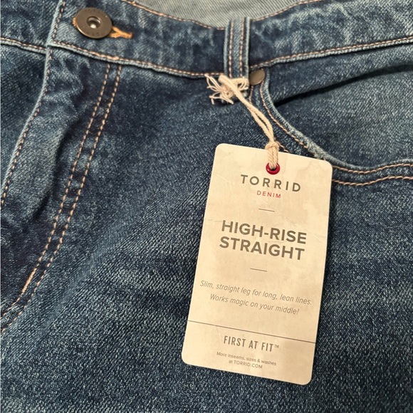 Torrid high rise straight jean 20R NWT - Picture 6 of 10